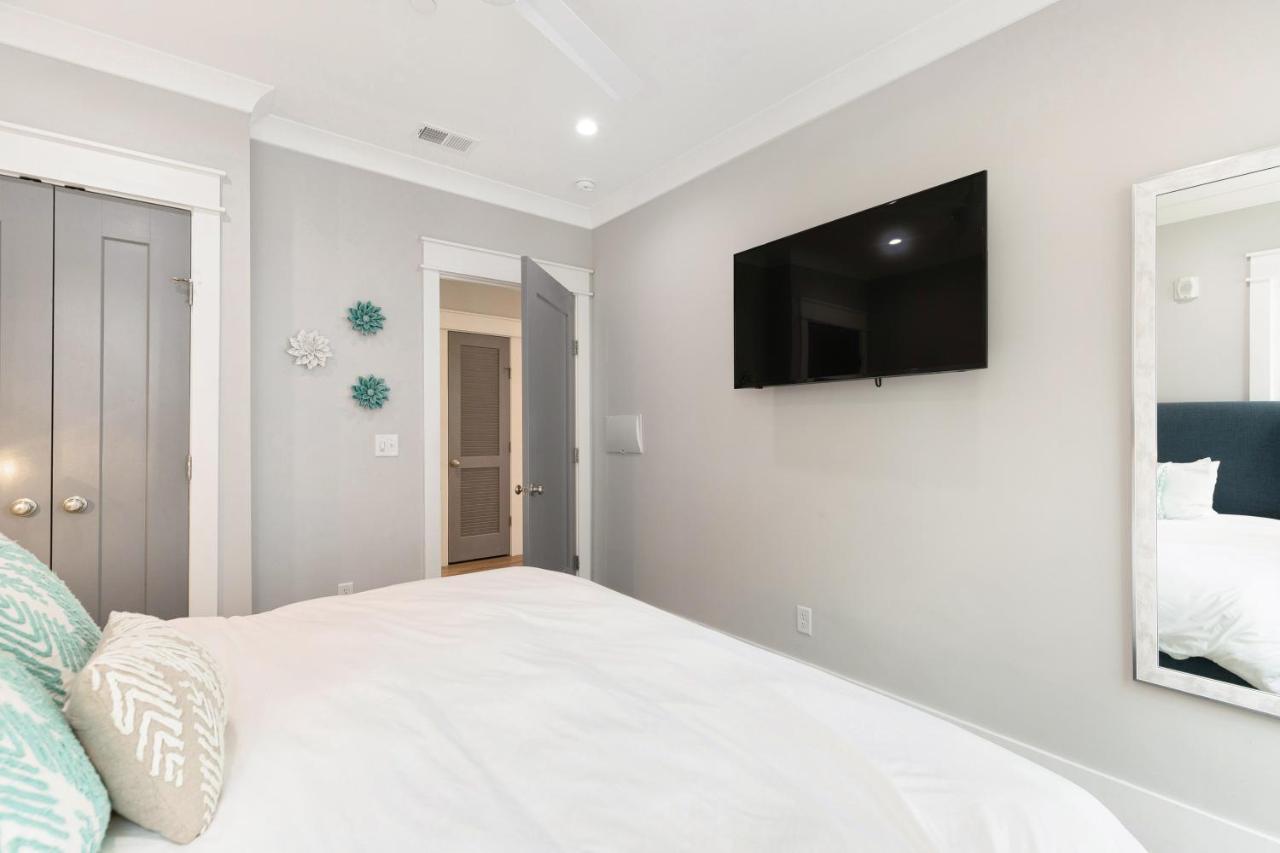 The Palm Suite At 124 Spring Чарльстон Экстерьер фото